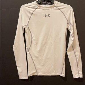 Men’s long sleeve compression tee shirt.